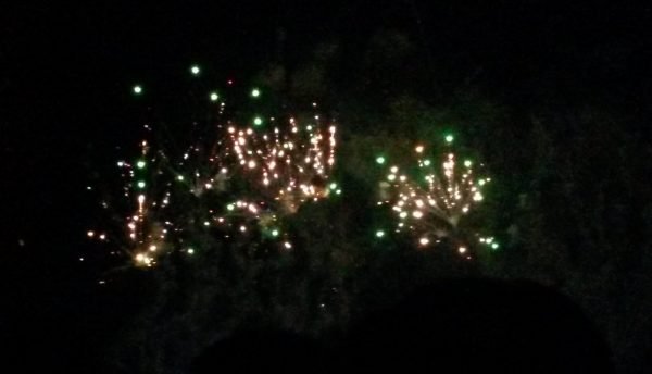 green and gold fireworks cropped 2